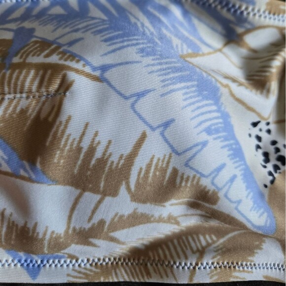 Aerie Keyhole Bikini Top Halter Bandeau Tropical Sz Medium NWT - Picture 9 of 10